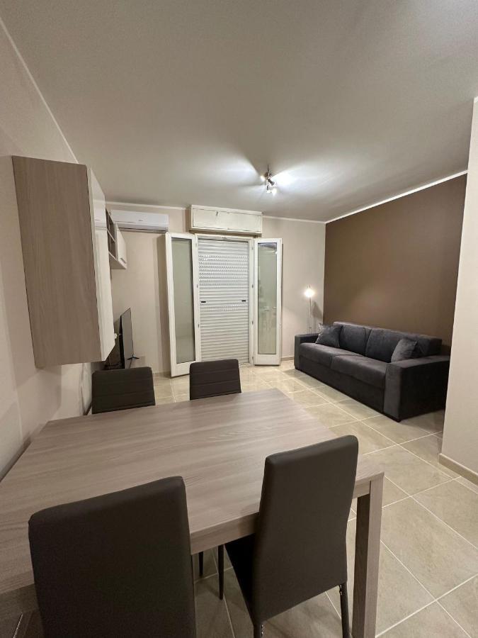 Desenzanino Apartment Twelve Desenzano del Garda Exterior foto